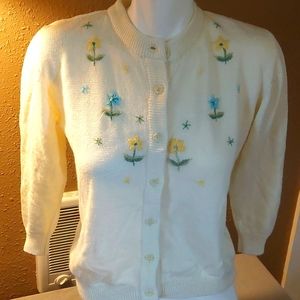 Vintage embroidery flower cardigan